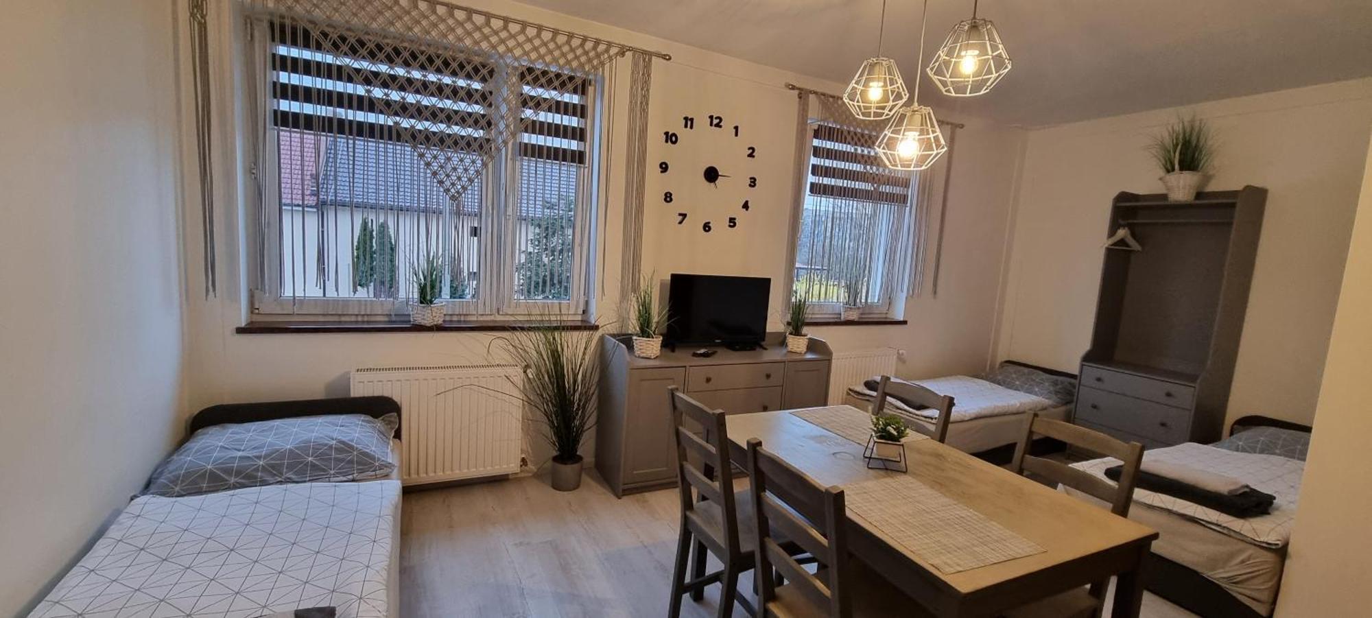 Noclegi Na Lacznej Świebodzice Extérieur photo