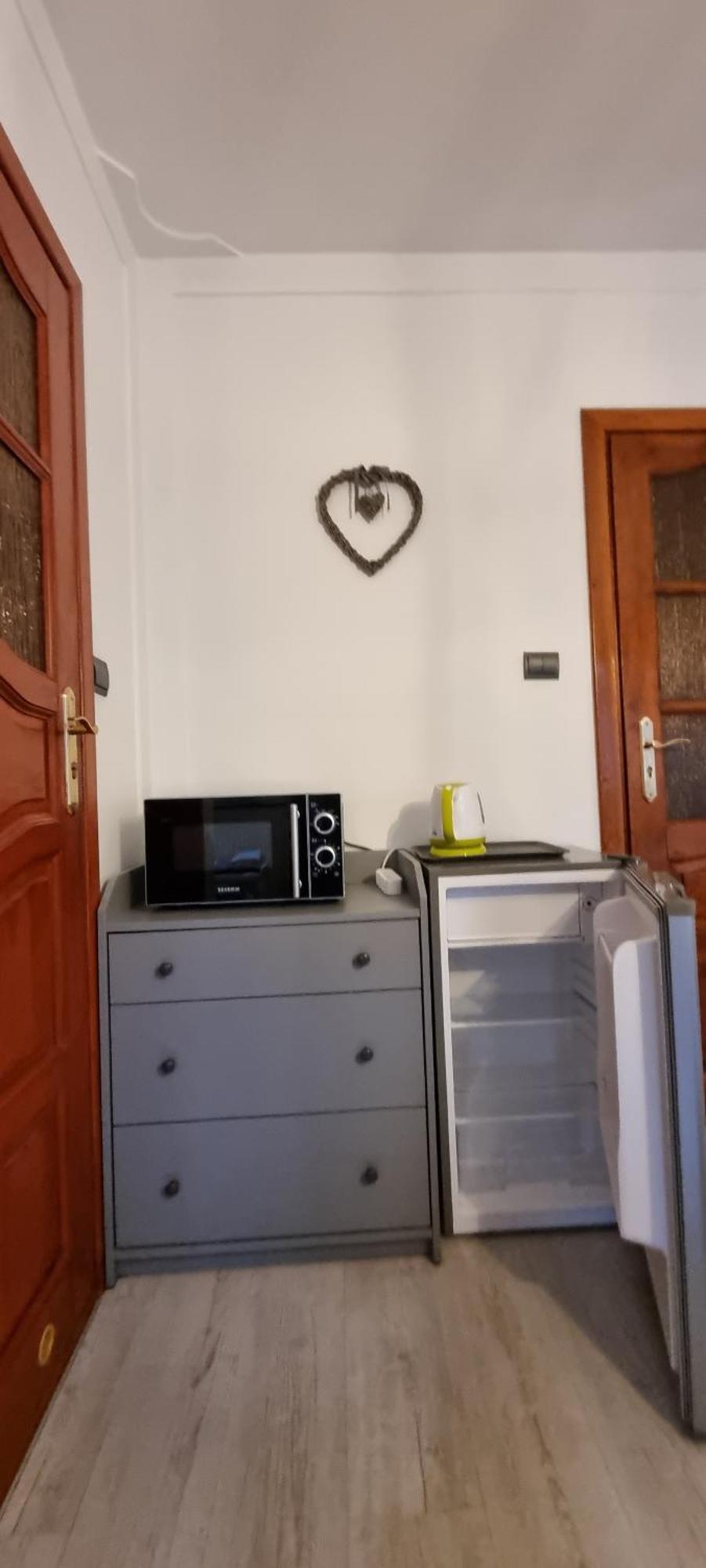 Noclegi Na Lacznej Świebodzice Extérieur photo