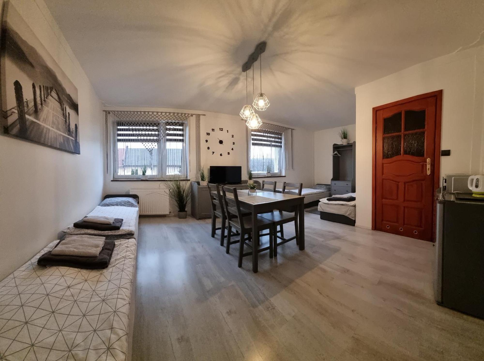 Noclegi Na Lacznej Świebodzice Extérieur photo