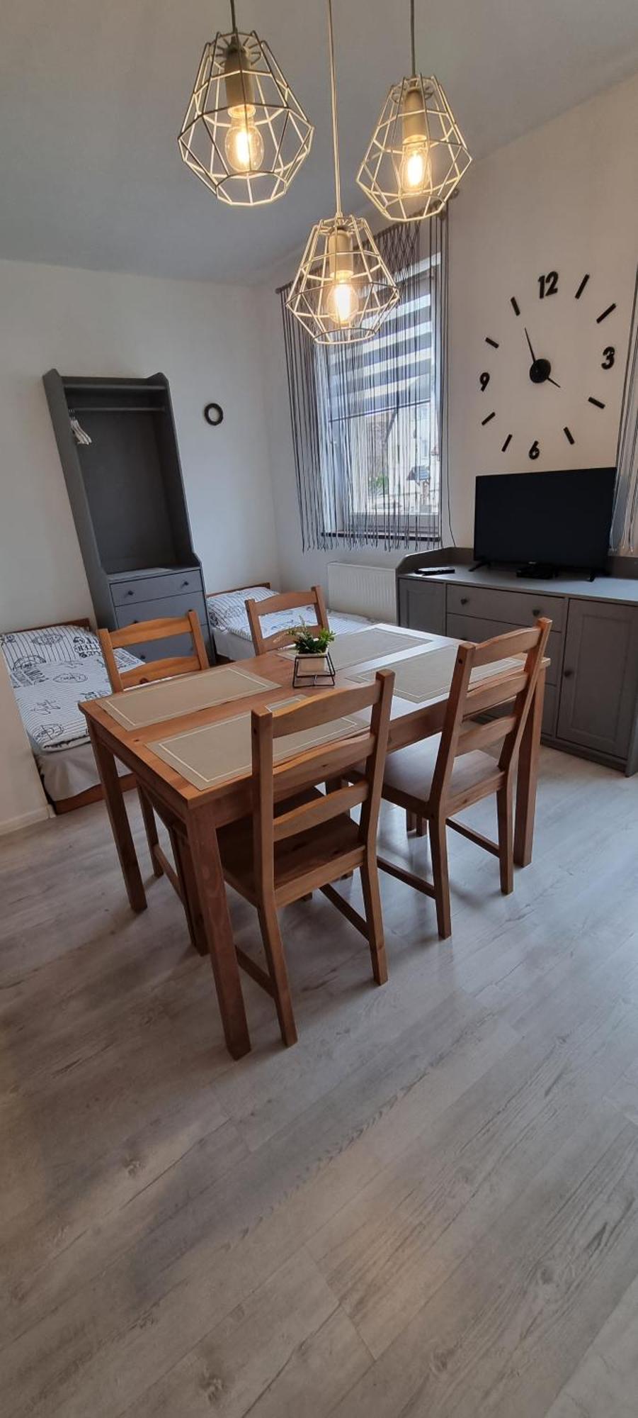 Noclegi Na Lacznej Świebodzice Extérieur photo