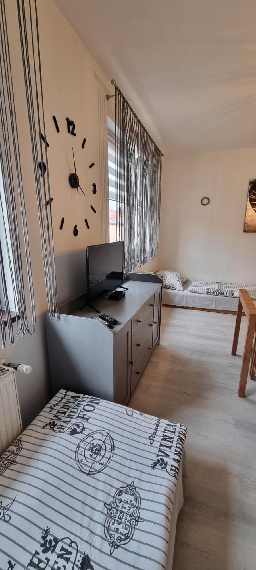 Noclegi Na Lacznej Świebodzice Extérieur photo